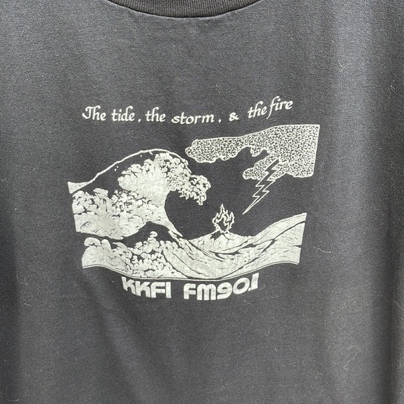 90s Radio T-shirt XL KKFI FM 90.1 Black Single Stitch Tide Storm Fire Wave VTG - Picture 4 of 6